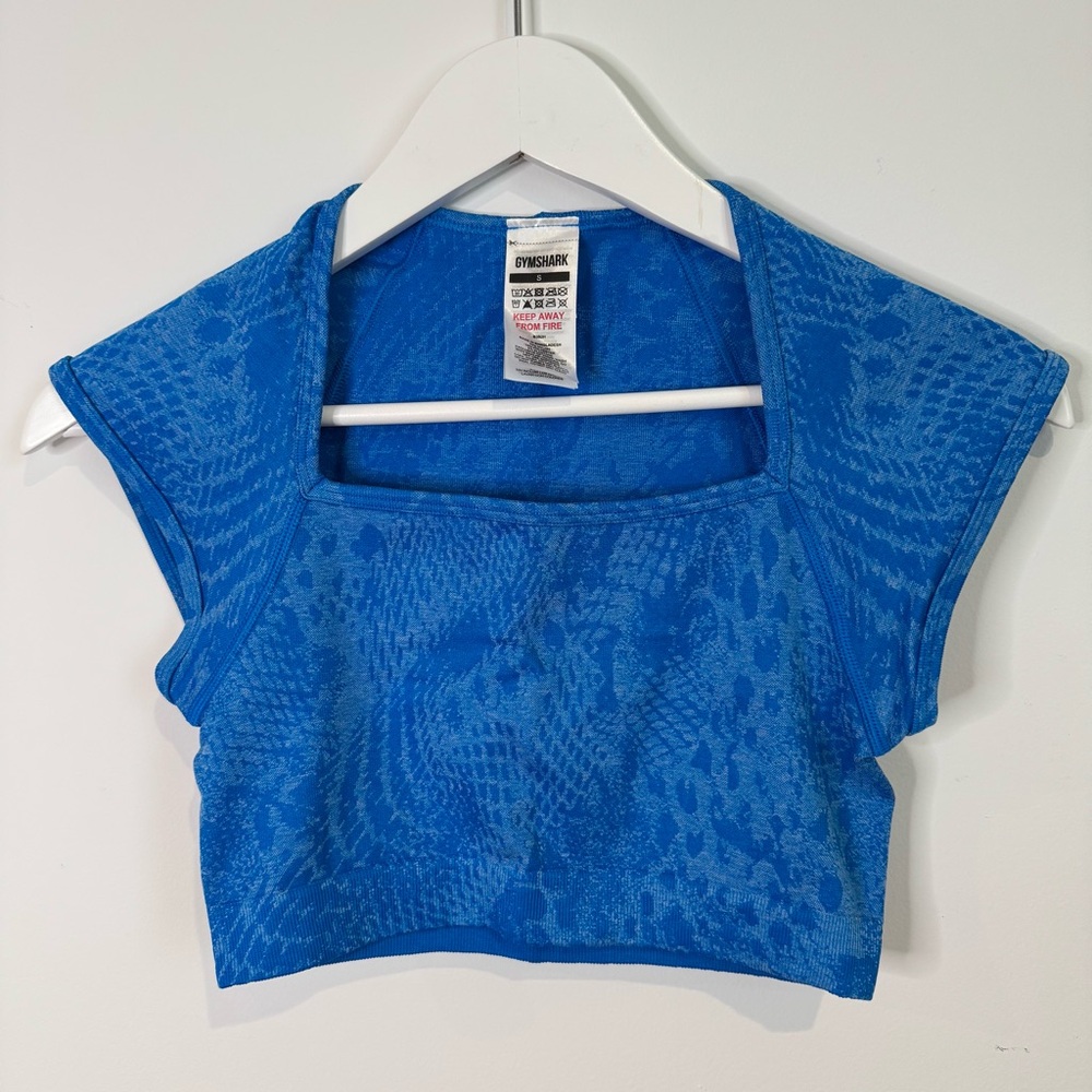 NEW Gymshark Whitney Simmons Adapt Animal Blue Crop Top UNWORN Size Small